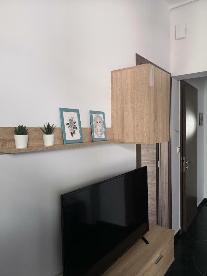Explore Greece From Bright City Centre Apartment Chalkís Exterior foto